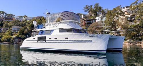 Fountaine Pajot Cumberland 44 specs and reviews